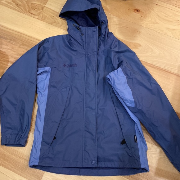 COLUMBIA Hooded and Waterproof Jacket - Picture 13 of 13